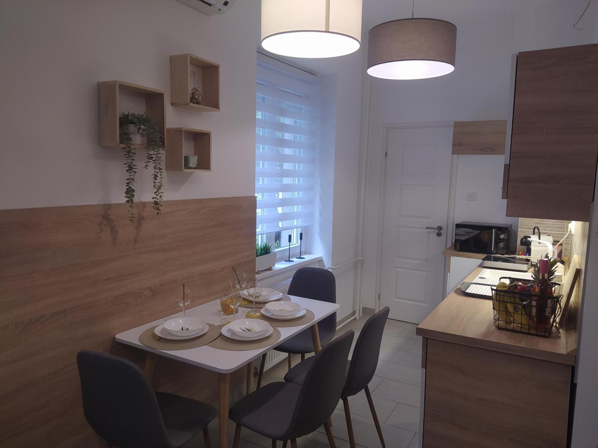 Lady Mabel'S Apartment Near To Arena, Puskas Stadion And City Park, With Guarded Parking Place Budapest Kültér fotó