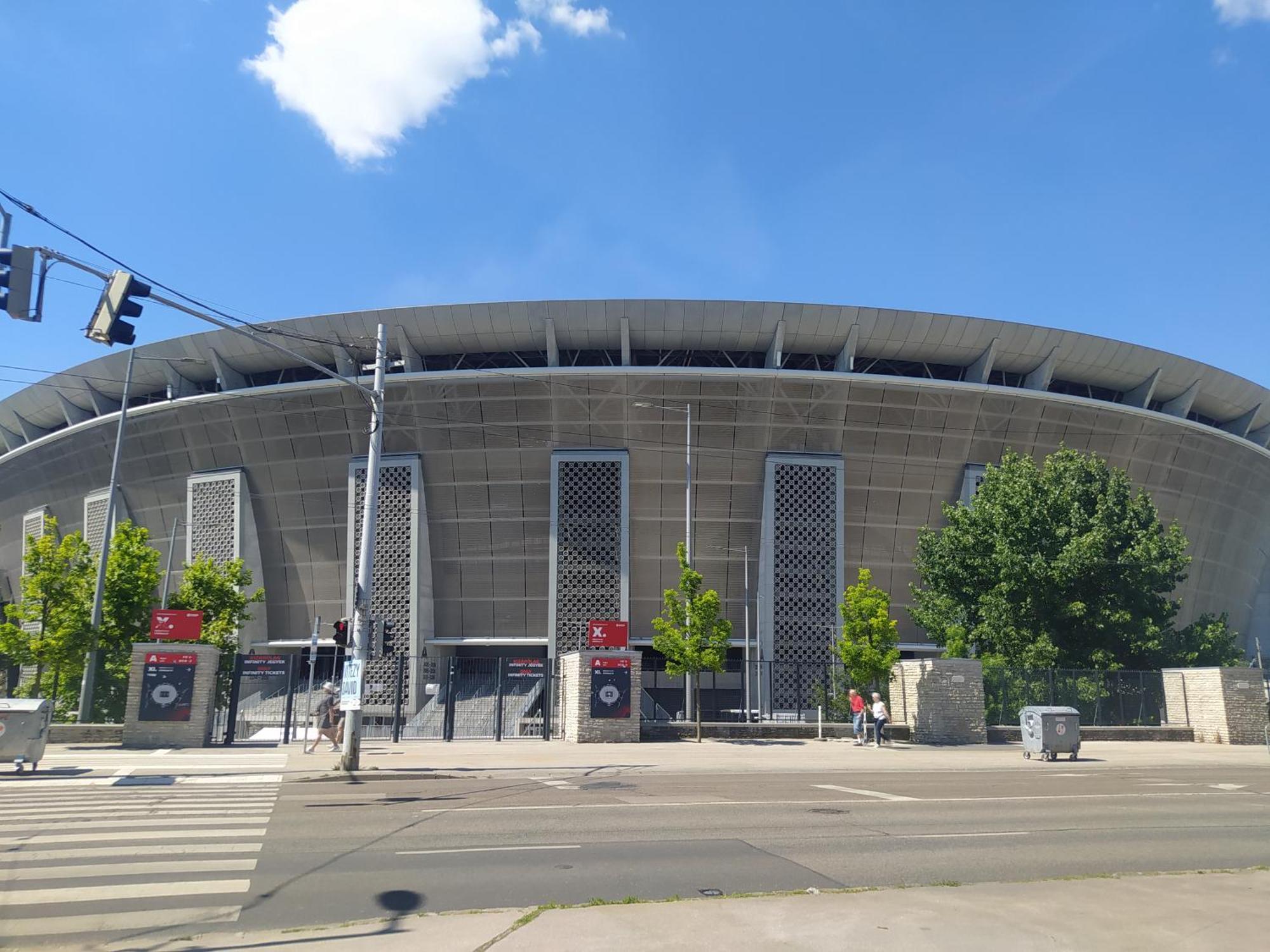 Lady Mabel'S Apartment Near To Arena, Puskas Stadion And City Park, With Guarded Parking Place Budapest Kültér fotó