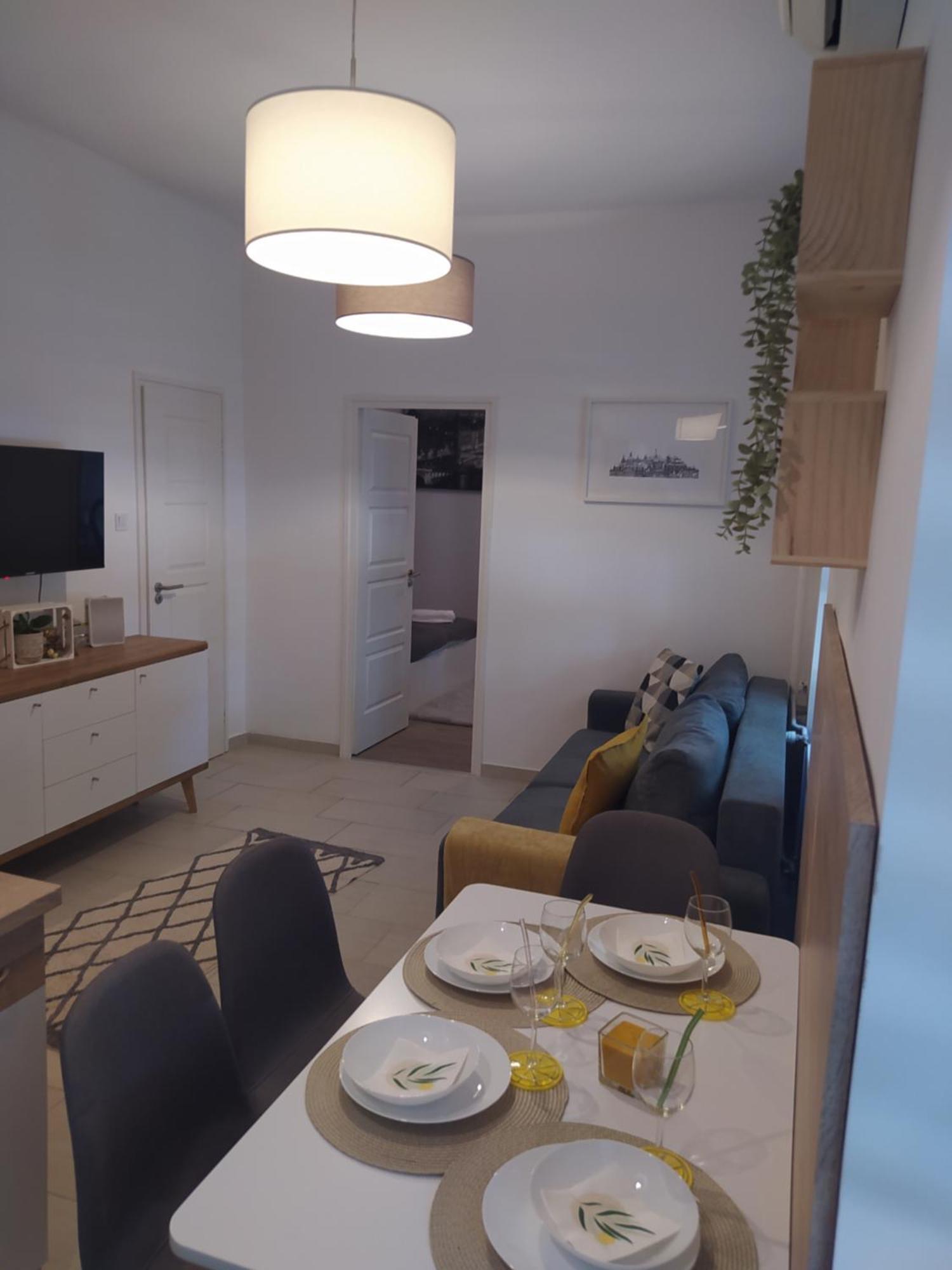 Lady Mabel'S Apartment Near To Arena, Puskas Stadion And City Park, With Guarded Parking Place Budapest Kültér fotó